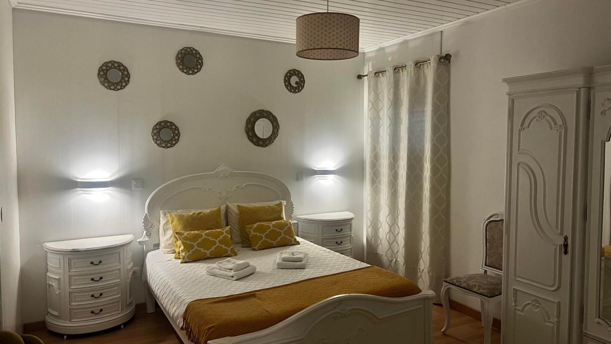 Santo Cristo House Guest house