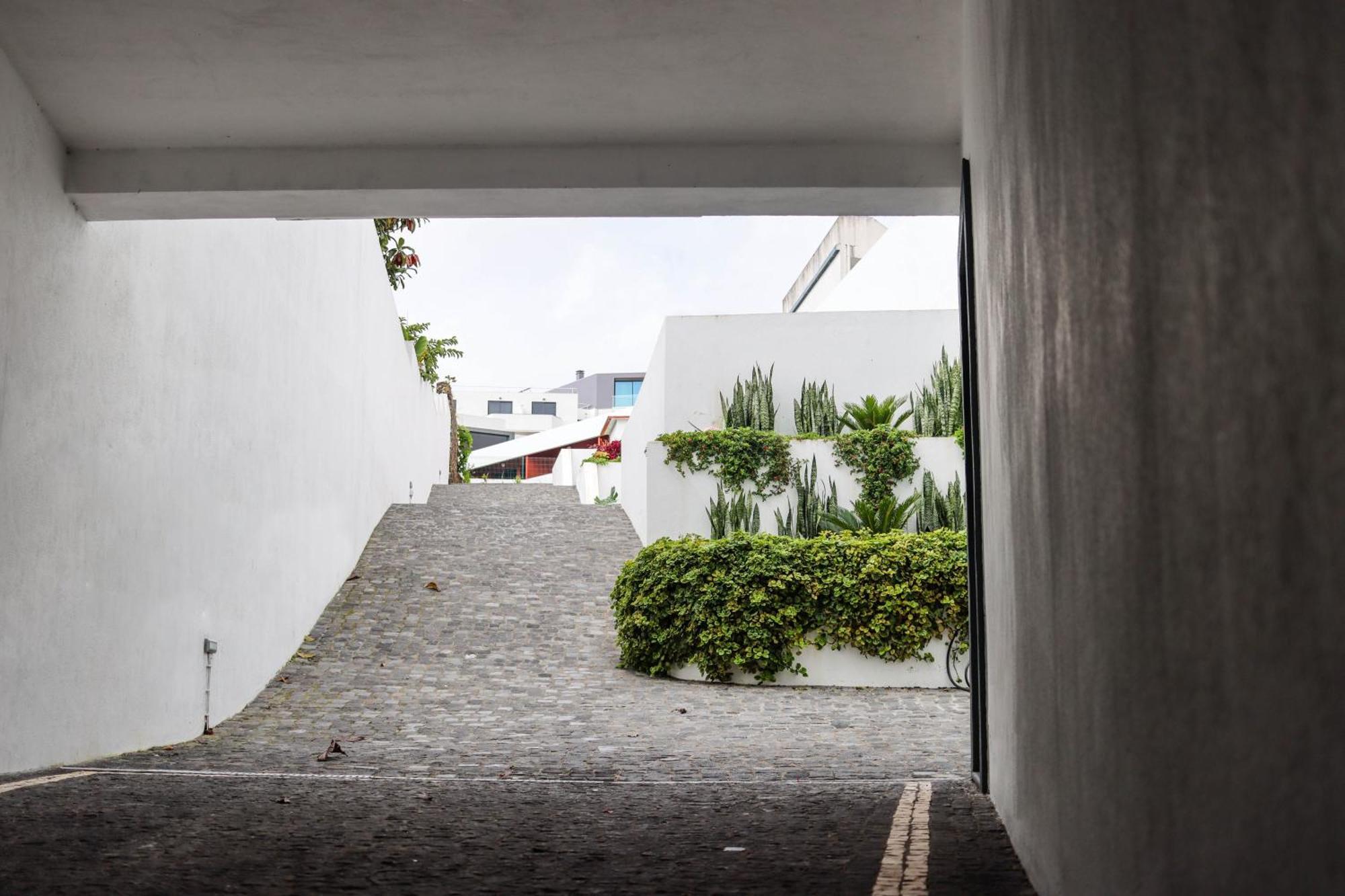 Sao Miguel Charming House By Lfc Apts * Ponta Delgada (Sao Miguel)