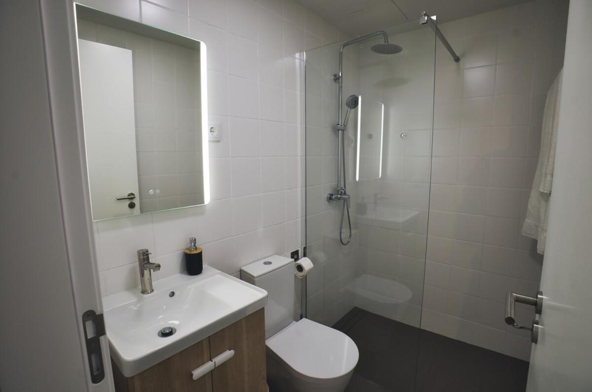 Azure Downtown - Flat 3