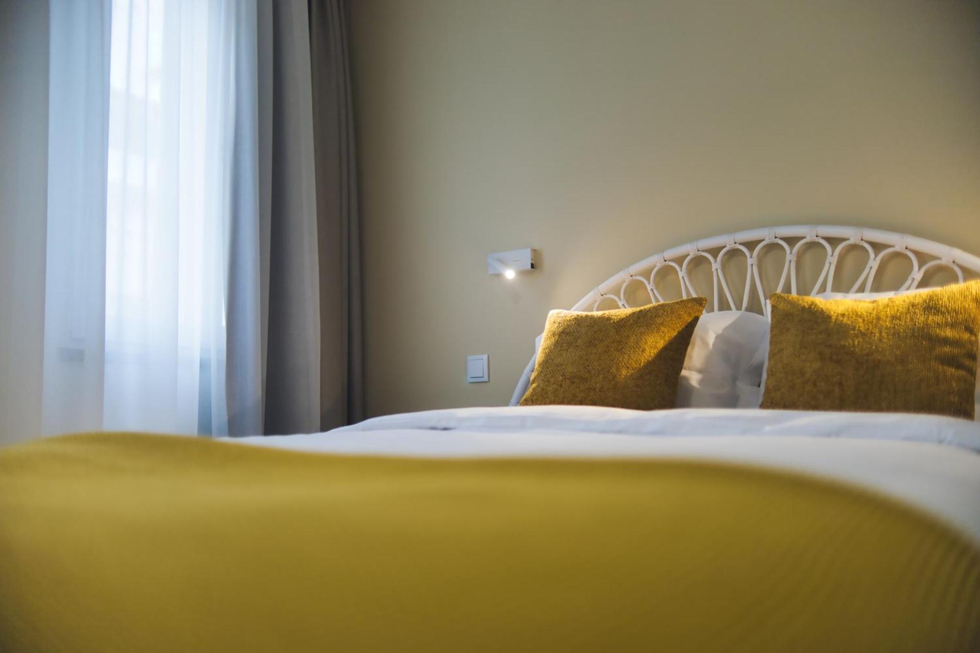 Azure Downtown - Flat 2 Apartment
