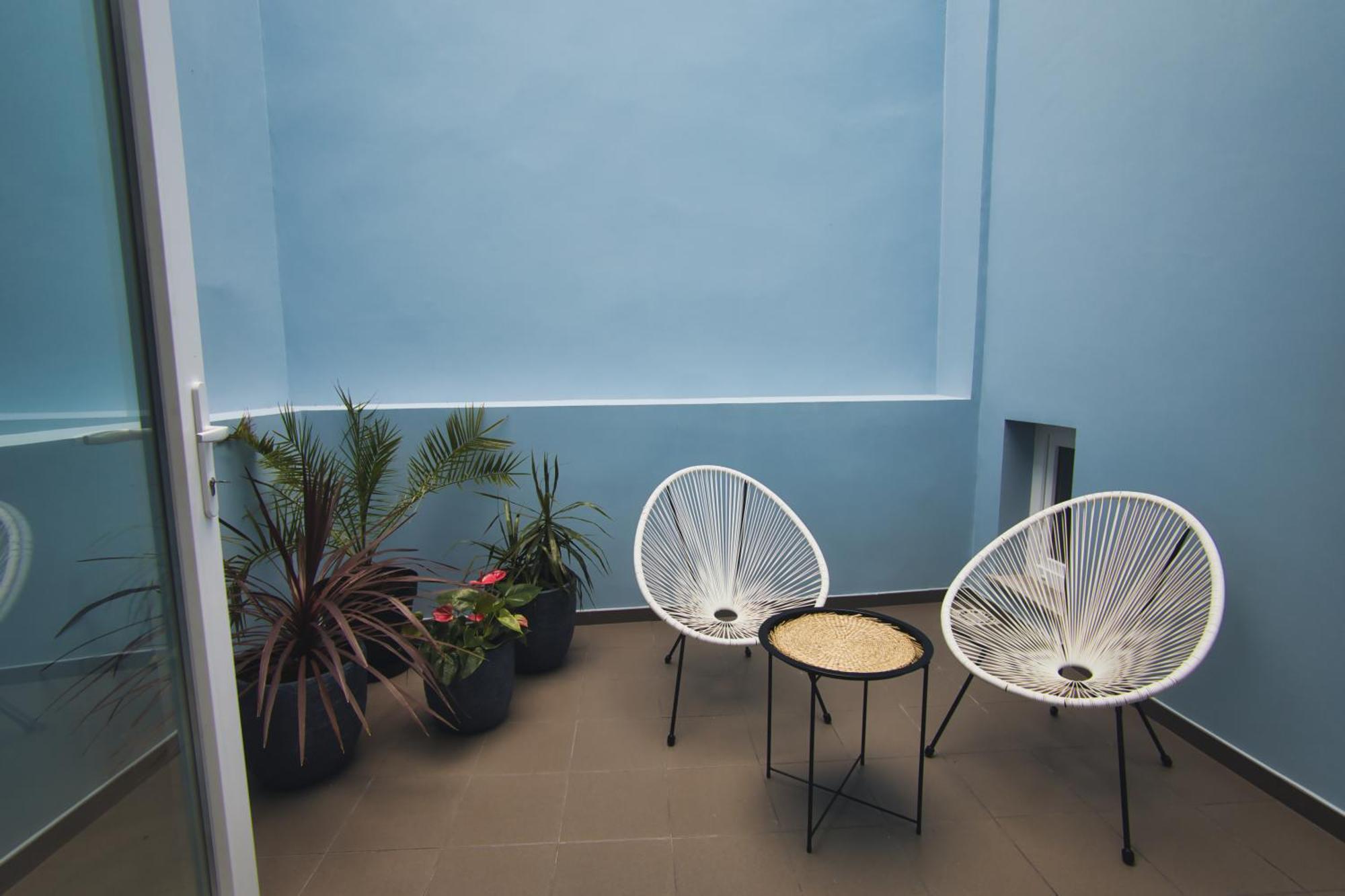 Azure Downtown - Flat 2 Apartment