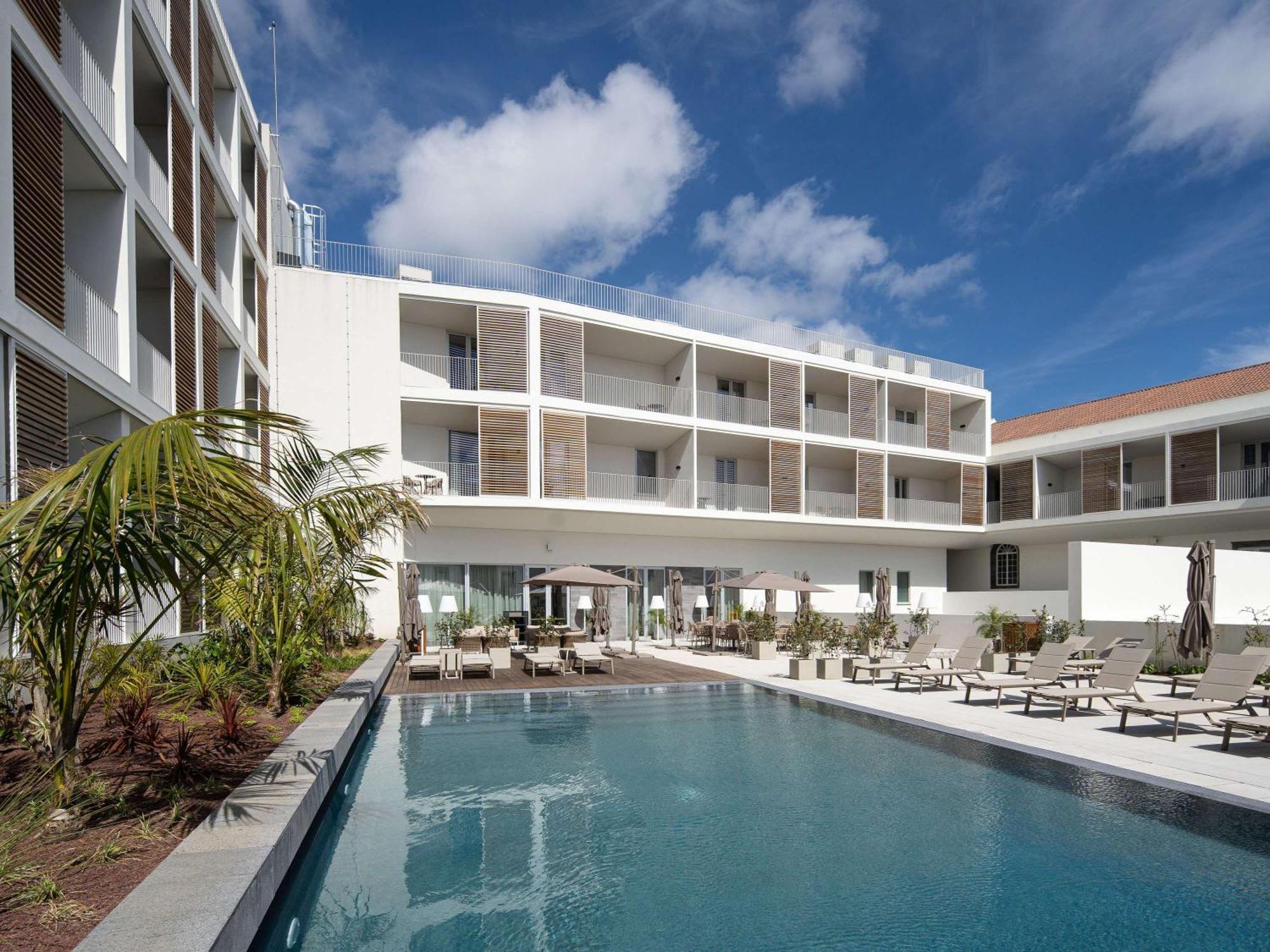 Mercure Azores Hotel 4*
