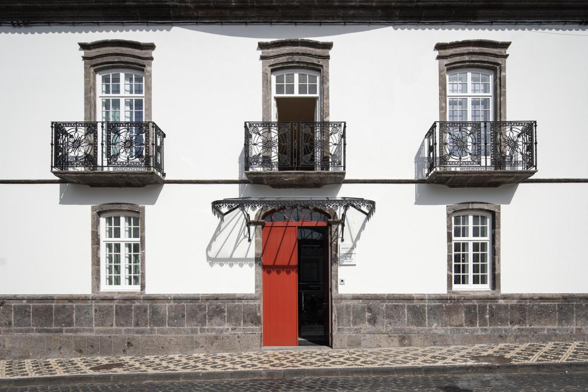 Hotel Mercure Azores 4*