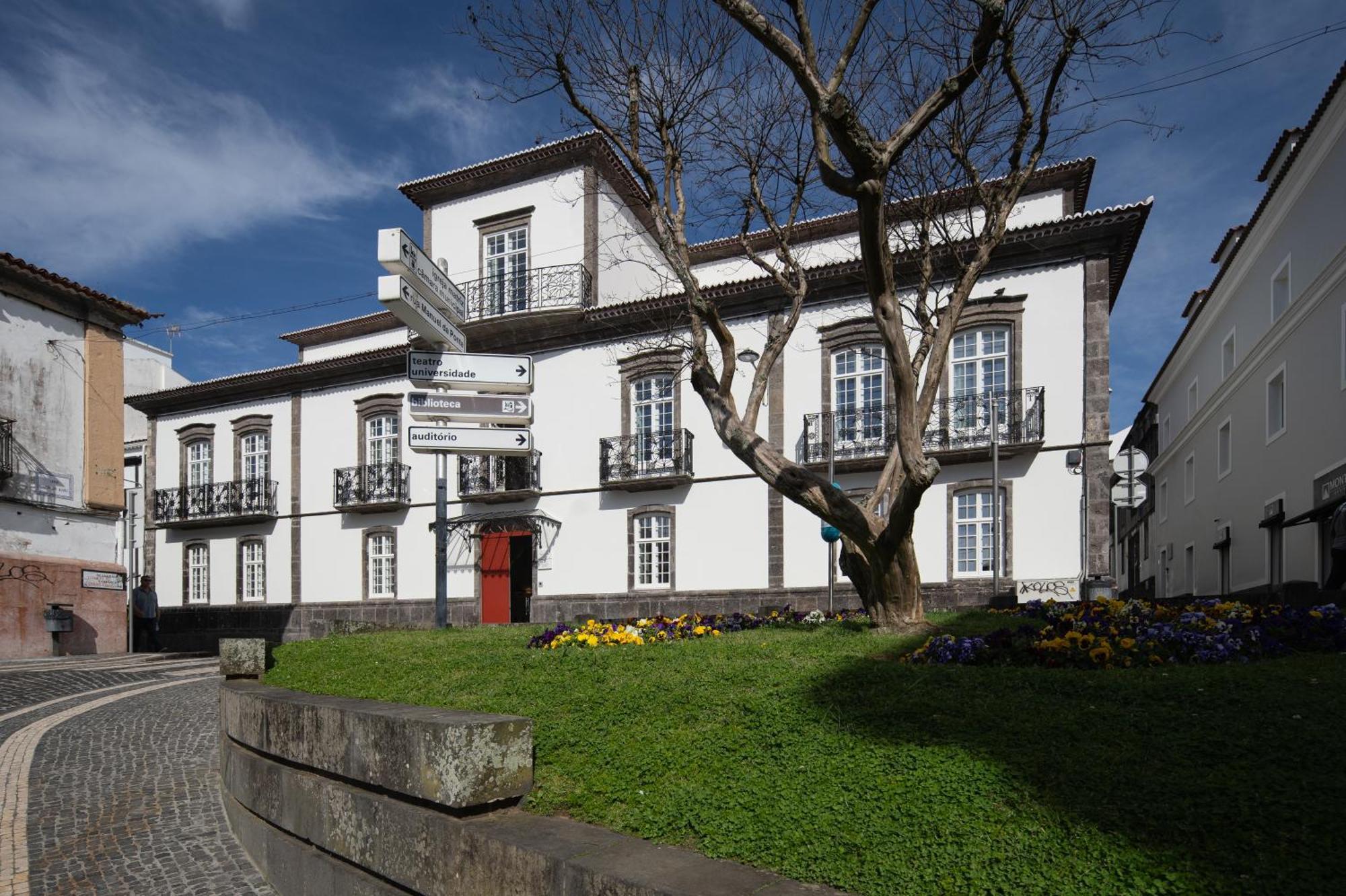 Mercure Azores 4*