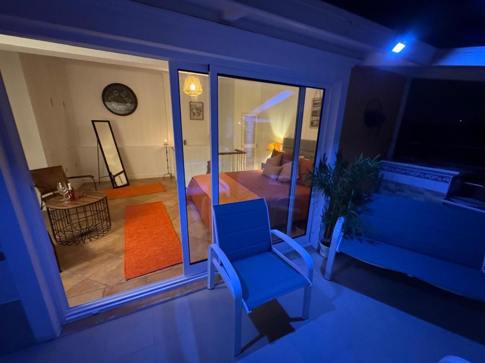 Apartment Residencia Bavaria, Espaco Inteiro No Centro De Ponta Delgada (Sao Miguel)