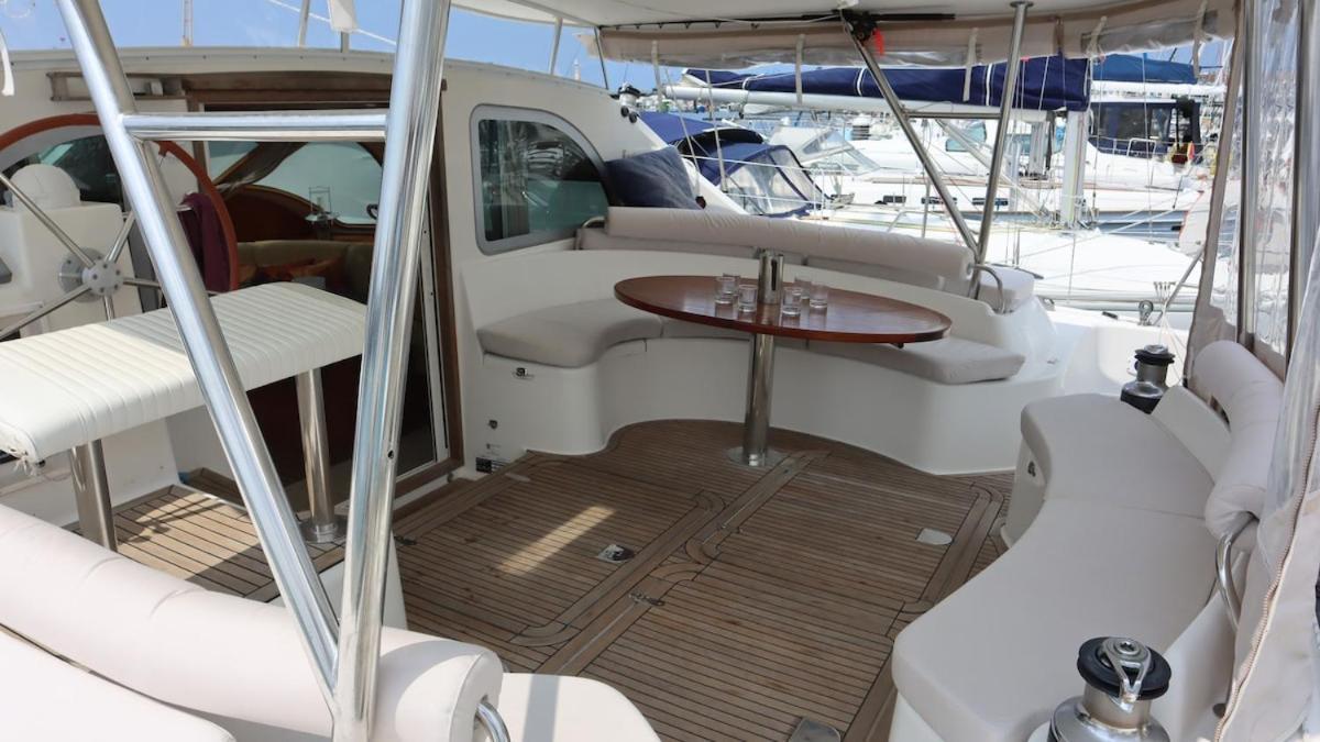 Catamaran One