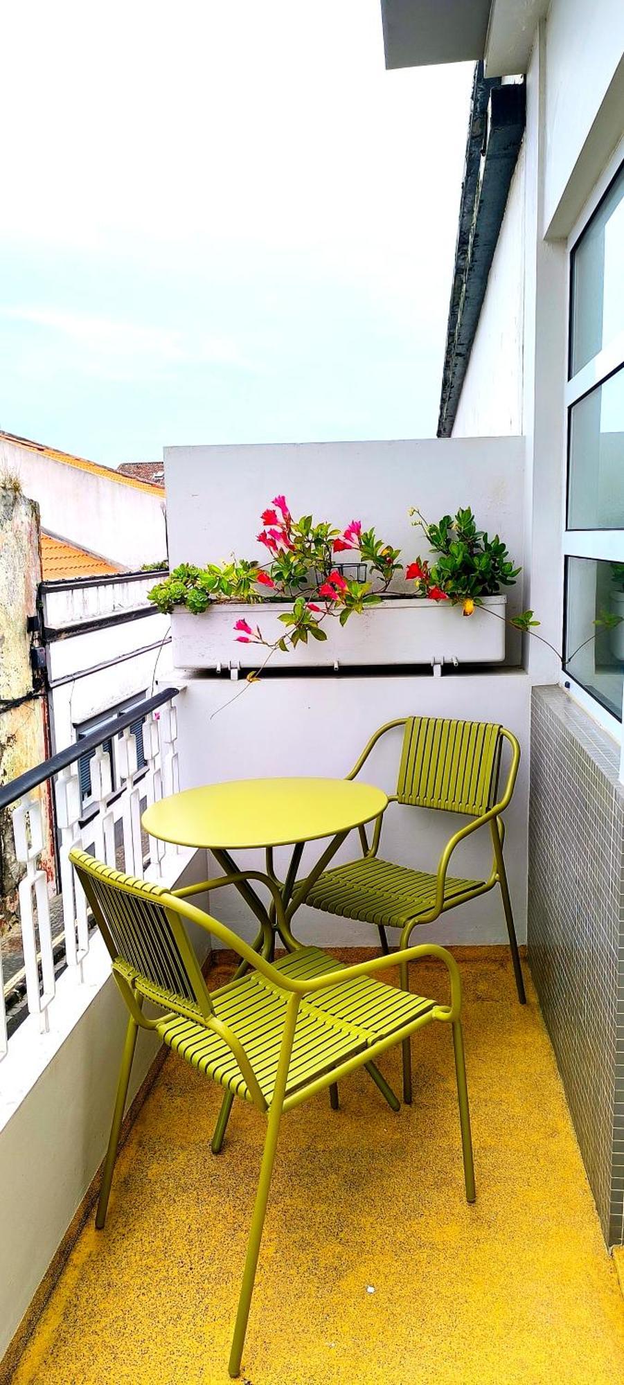 Upstairs Homestay *