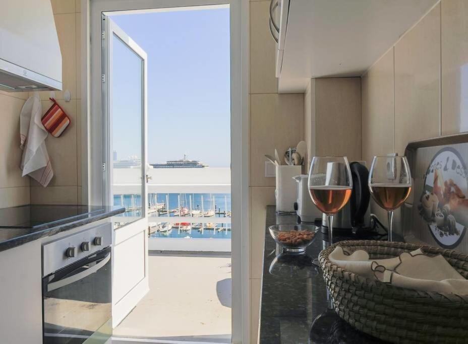 Guestready - Marina View Top Floor With Terrace Apartment