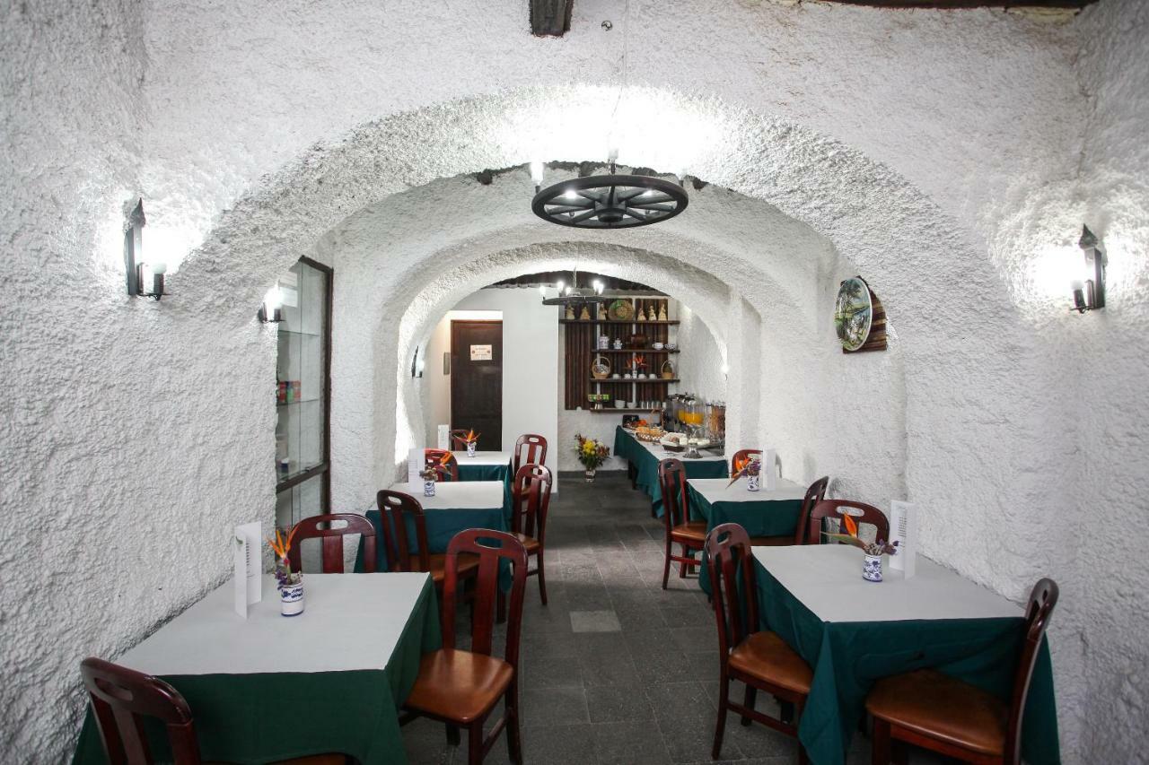 Khách sạn Sao Miguel 2*