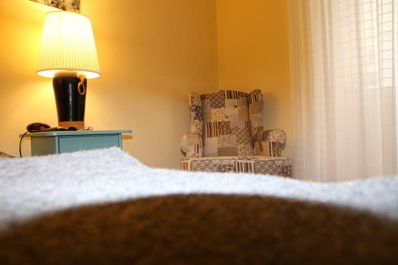 Ladeira Das Aguas Quentes Homestay *