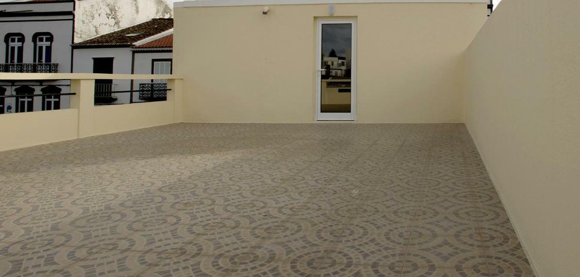 Azores Patio House *